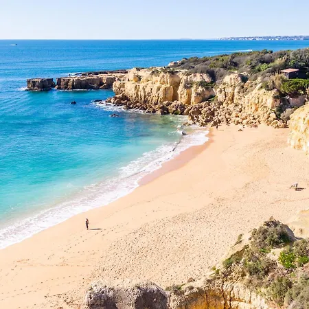 Molucas - Moradia Encantadora Com Piscina Aquecivel E Bbq - * Albufeira